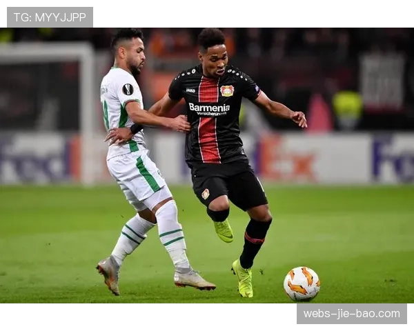 实时:勒沃库森 vs 斯图加特,维尔茨精彩远射首开记录 实时:勒沃库森 vs 斯图加特,维尔茨精彩远射首开记录